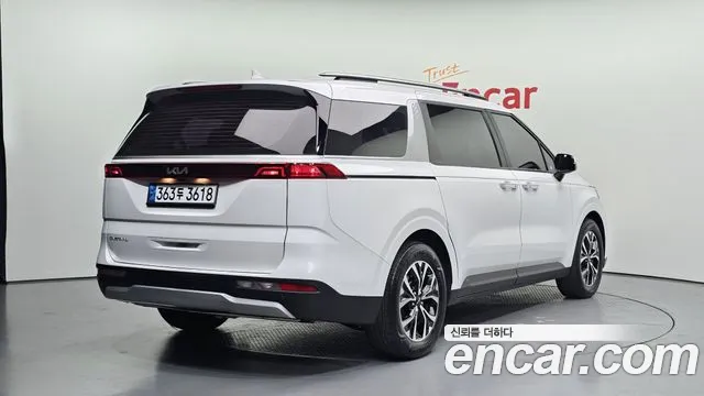 Kia Carnival 2022 thumb 9