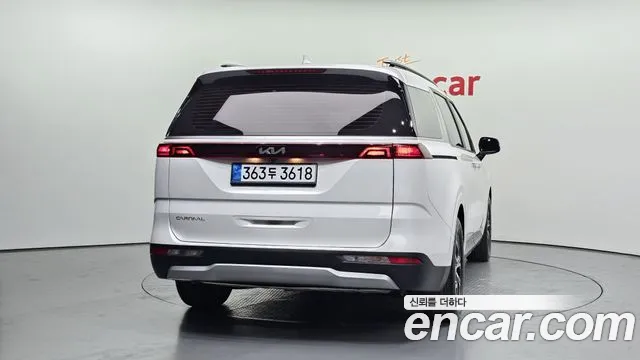 Kia Carnival 2022 thumb 11