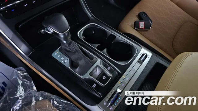 Kia Carnival 2022 thumb 10