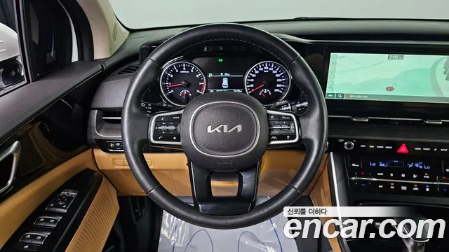 Kia Carnival 2022 thumb 3