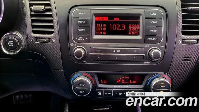 Kia K3 2013 thumb 10