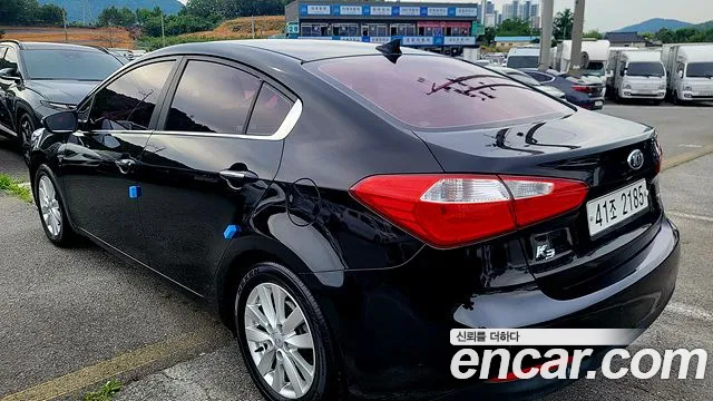 Kia K3 2013 thumb 11