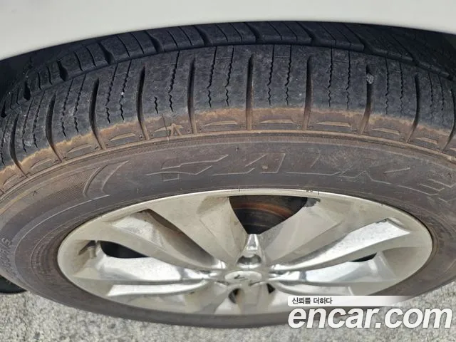 Kia Carnival 2016 thumb 11