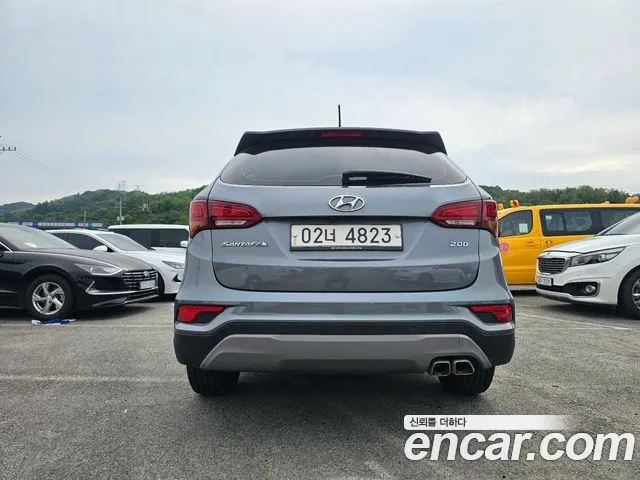 Hyundai Santafe 2017 thumb 2