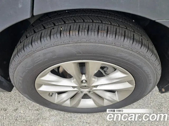 Hyundai Santafe 2017 thumb 7