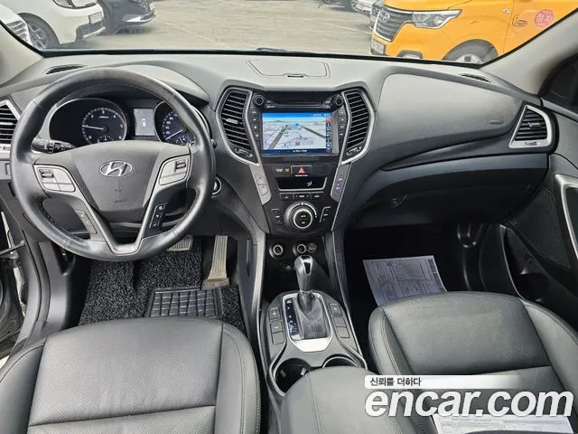 Hyundai Santafe 2017 thumb 3