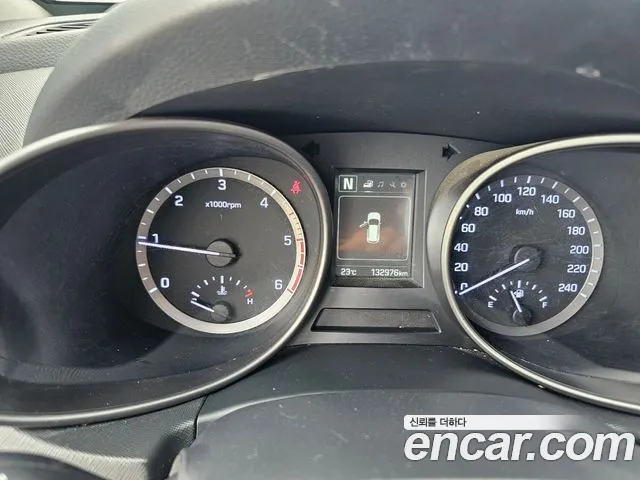Hyundai Santafe 2017 thumb 4