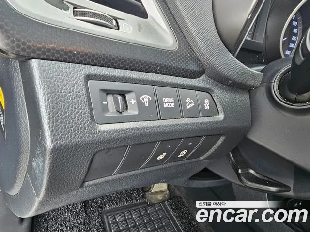 Hyundai Santafe 2017 thumb 8