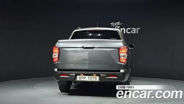 KGM Rexton 2018 thumb 9