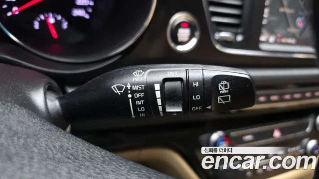 Kia Carnival 2016 thumb 2
