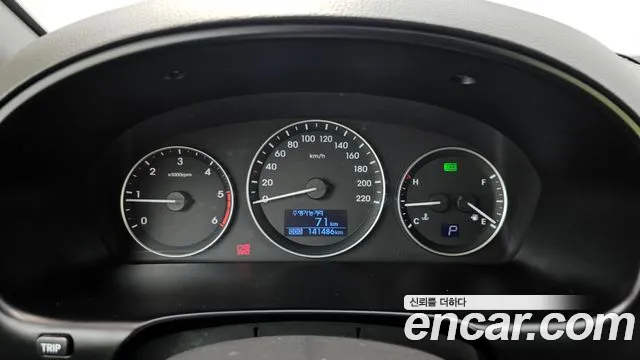 Hyundai Staria 2017 thumb 7