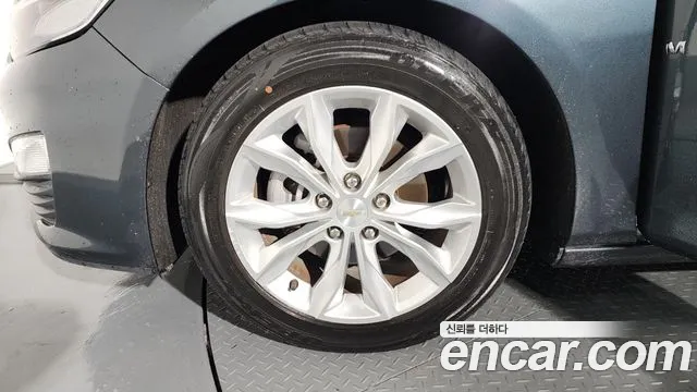 Chevrolet Malibu 2020 thumb 9
