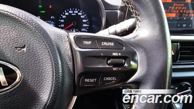 Kia Morning 2017 thumb 9