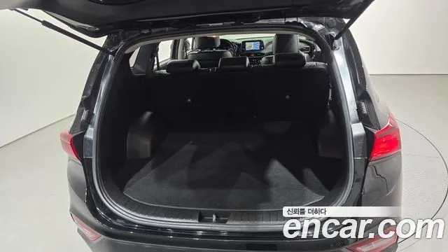 Hyundai Santa Fe 2018 thumb 12