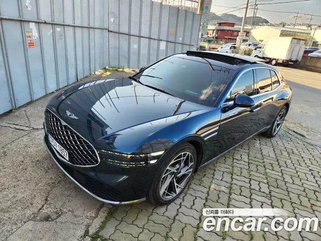 Genesis G90 2022 thumb 2