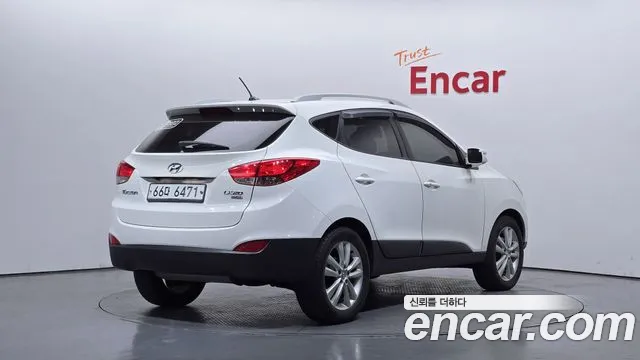 Hyundai Tucson 2012 thumb 11