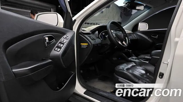 Hyundai Tucson 2012 thumb 12