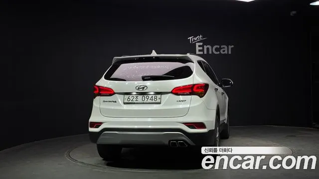 Hyundai Santafe 2016 thumb 11