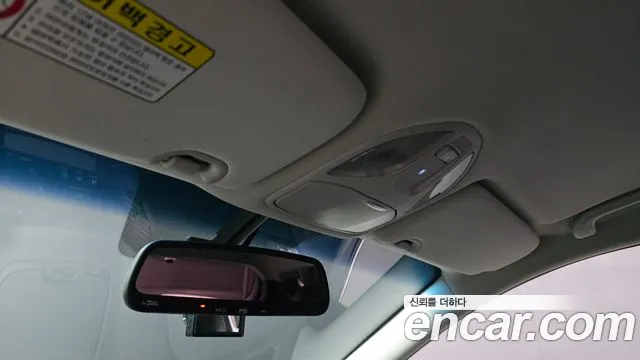 Hyundai Santafe 2016 thumb 6
