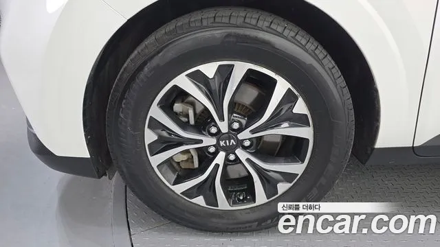 Kia Carnival 2020 thumb 7