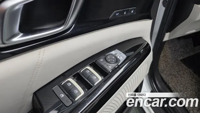 Kia Carnival 2020 thumb 9