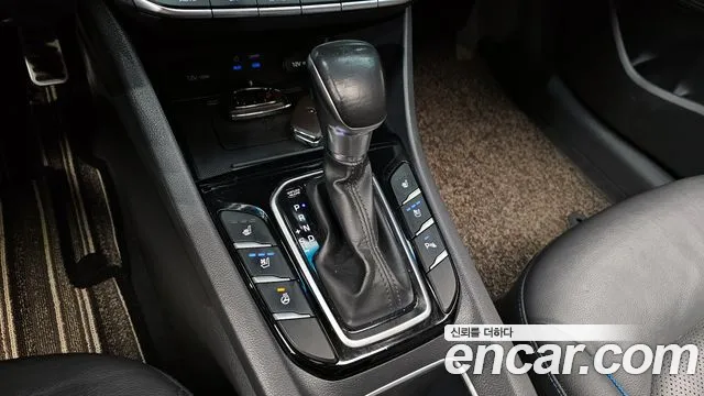 Hyundai Ioniq Hybrid 2016 thumb 5