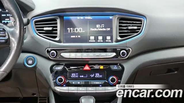 Hyundai Ioniq Hybrid 2016 thumb 7