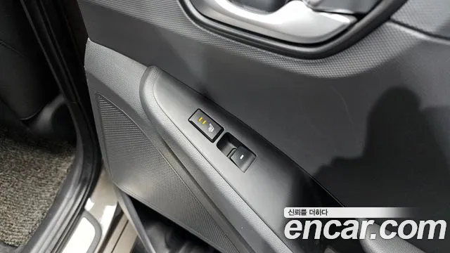 Hyundai Ioniq Hybrid 2016 thumb 10