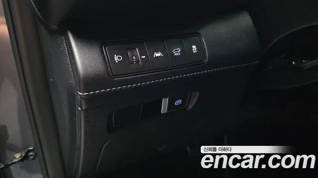 Hyundai Santa Fe 2020 thumb 12