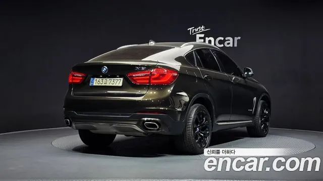 BMW X6 2015 thumb 9