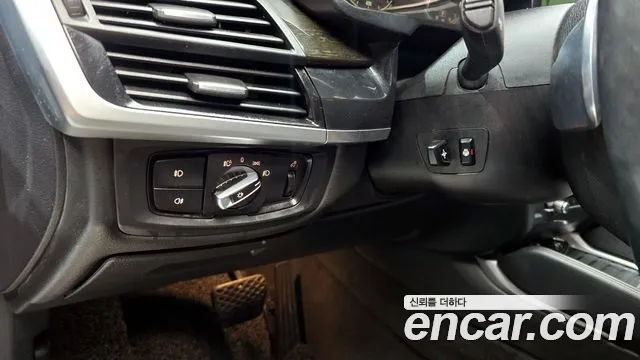 BMW X6 2015 thumb 10