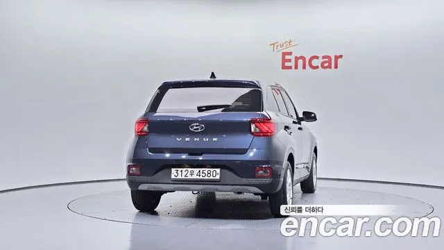 Hyundai Venue 2019 thumb 2