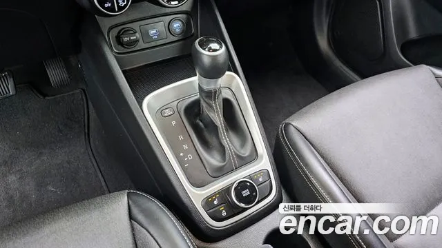 Hyundai Venue 2019 thumb 12