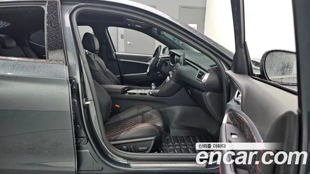 Genesis G70 2018 thumb 6