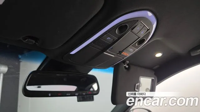 Genesis G70 2020 thumb 11
