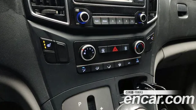 Hyundai Staria 2016 thumb 5