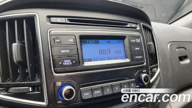 Hyundai Staria 2016 thumb 9