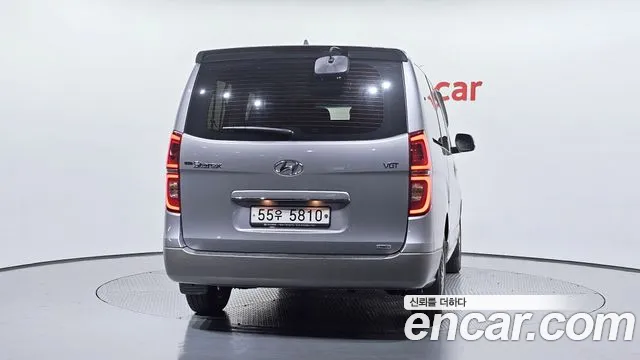 Hyundai Staria 2018 thumb 10