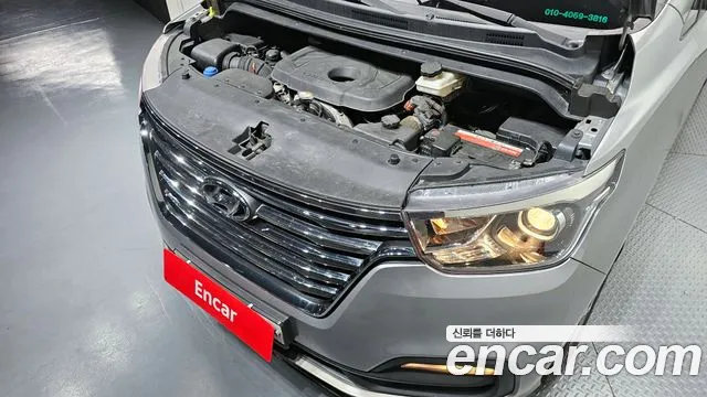 Hyundai Staria 2018 thumb 11