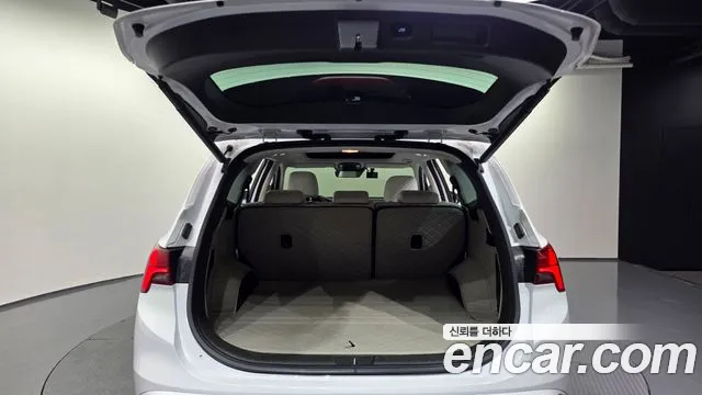 Hyundai Santa Fe 2022 thumb 7