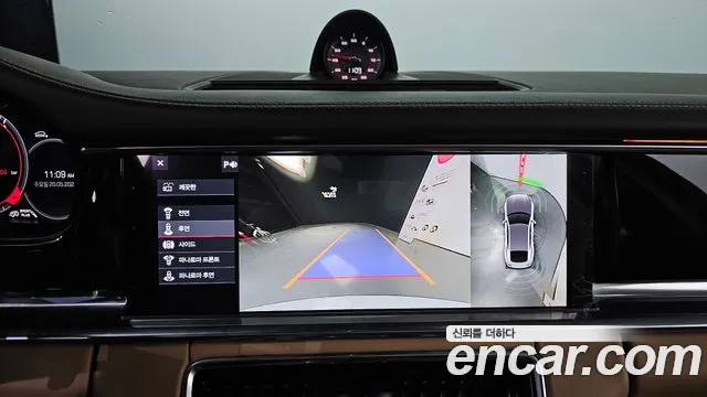 Porsche Panamera 2018 thumb 11