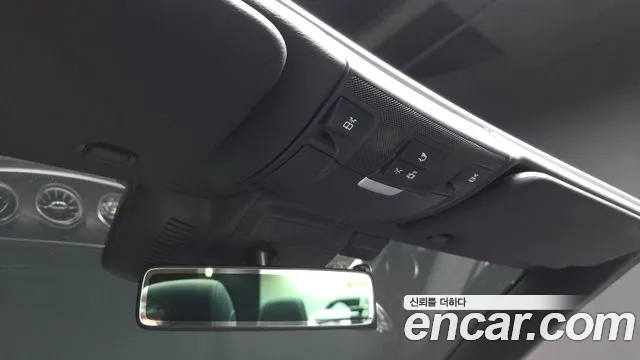 Mercedes-Benz E-Class 2018 thumb 2