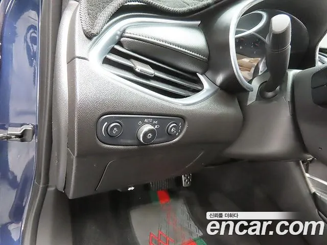 Chevrolet Malibu 2016 thumb 9