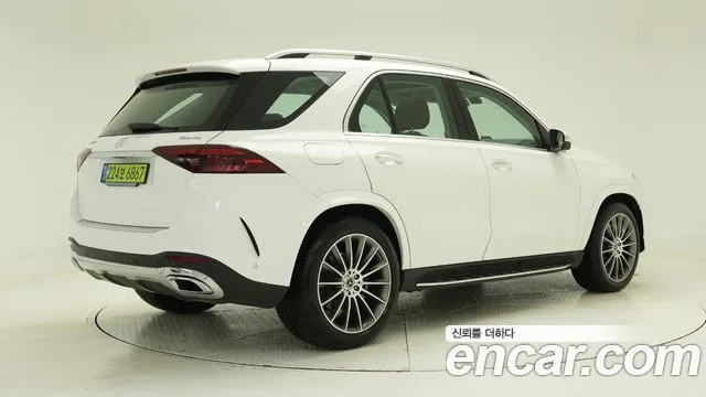 Mercedes-Benz E-Класс 2025 thumb 5