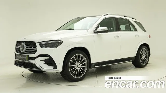 Mercedes-Benz E-Класс 2025 thumb 2