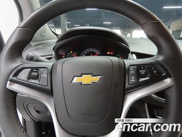 Chevrolet Trax 2017 thumb 3