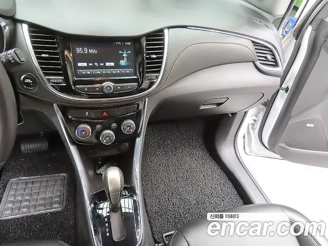 Chevrolet Trax 2017 thumb 7