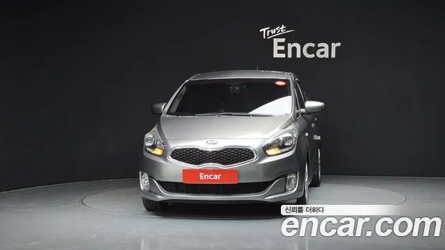 Kia Carens 2015 thumb 5