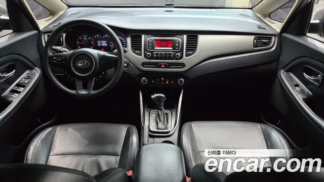 Kia Carens 2015 thumb 11