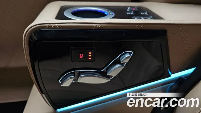 Kia Carnival 2025 thumb 11